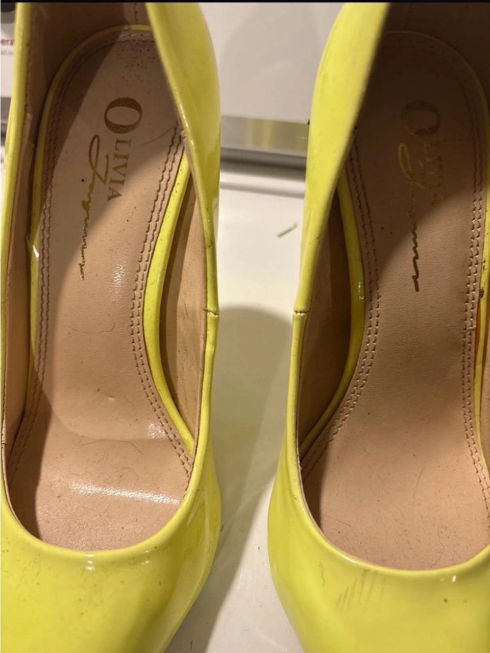 Olivia Signature Yellow Patent Leather Women's Pumps